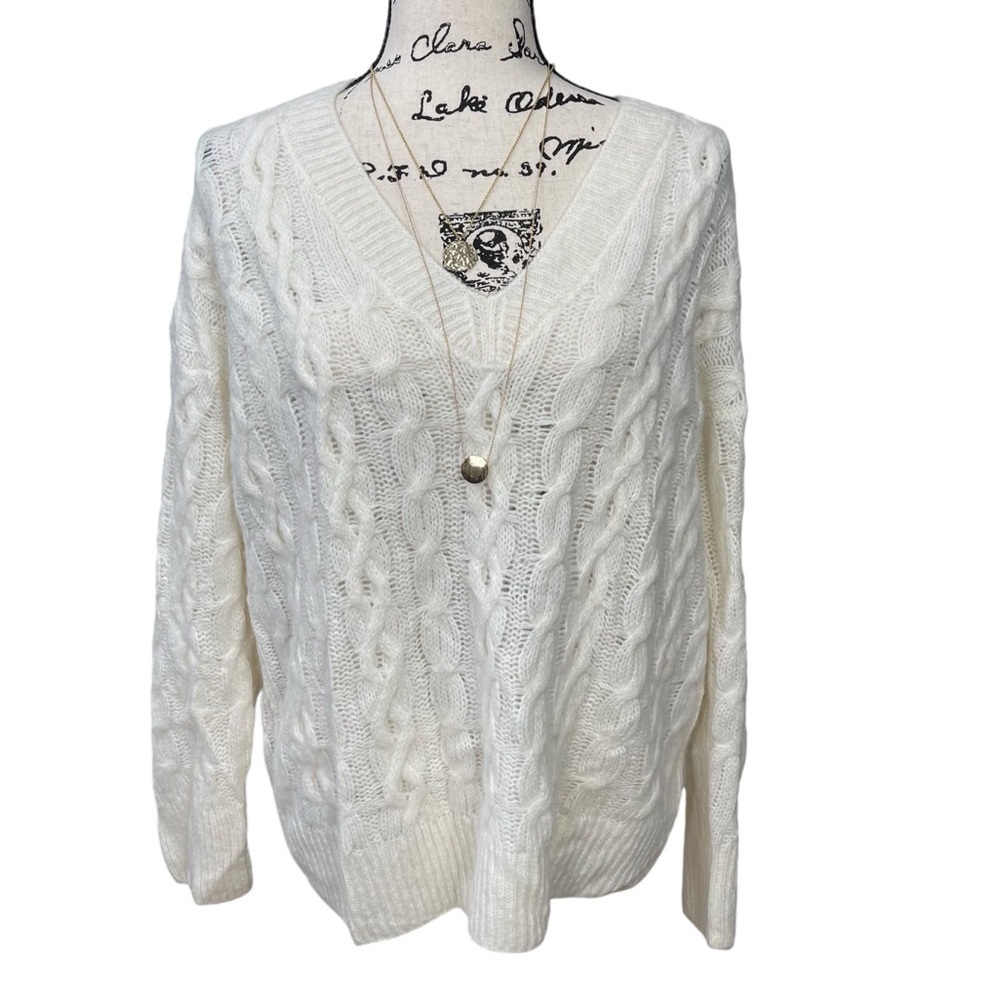 Vince Alpaca Wool Blend Cable Knit Cream Soft Sweater Size Medium